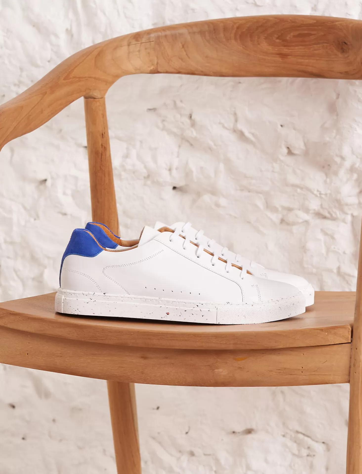 Pied de Biche Sneakers<Billy Blanc, Bleu Et Semelle Recyclee